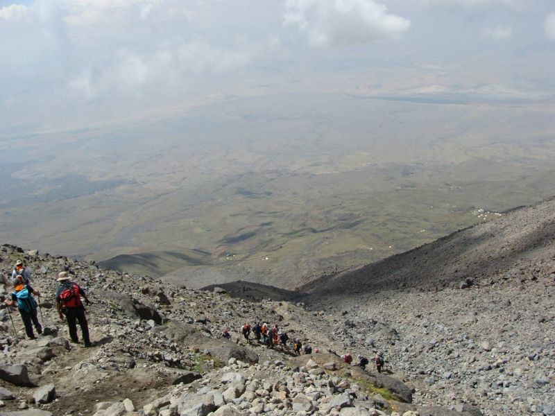 AĞRI DAĞI [5.137 m] - İzler